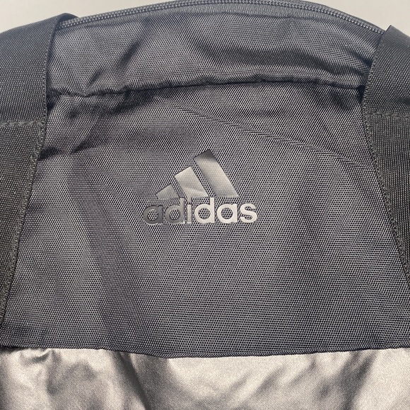Adidas over night bag - Picture 3 of 8